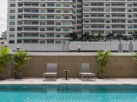 Forum Park Hotel Hotels near Yan Nawa