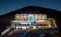 Yeosu Abrico Pool Villa and Resort