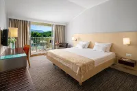Valamar Lacroma Hotel