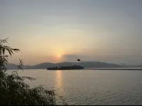 Xuzhou Hushan Xiaozhu Homestay (Renmin Square Subway Station) - Romantic