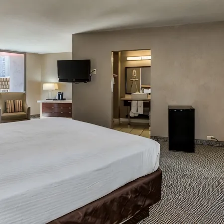 Plaza Hotel & Casino