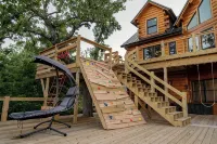 3-Tier Deck + Putting Green + Steam Sauna  Private Lake Eufaula Escape - Wifi