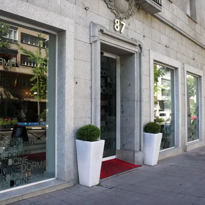 دورميردساين كولتورال روومز Hotels near شارع سيرانو