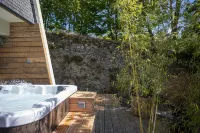 Gîte Cosy et Calme, Avec spa et Jardin, au Cœur de Morlaix - Wifi