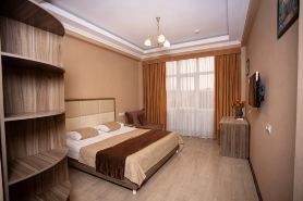 Grand Aero Guest House