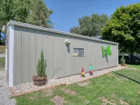 Peaceful Lake House - Brand New Remodel Hotels in Fulton County
