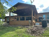 Charming farmhouse with AC in Shawnee National Forest- 3 bedrooms - 3-Star