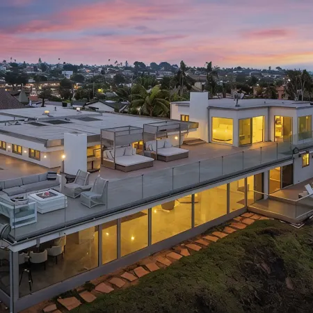 Encinitas Shores - Beachfront, Ocean View & Patio