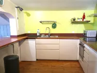 Pink Granite Coast. Gîte for 4/5 people 10 minutes from the beach! Hotels in Trelevern