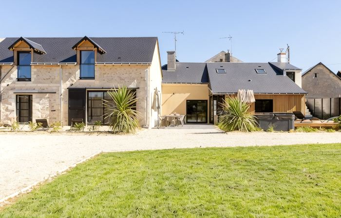 Luxury villa with spas in the heart of the Châteaux of the Loire Valley