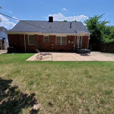 Cozy 3-bedroom bungalow in marvelous Memphis with AC, WiFi