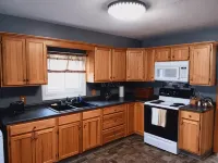 The Cozy Nook! Charming 1-bedroom apartment in Batavia with WiFi, AC - 2-stjärniga