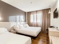 AZZ Valencia Tactica Hotels in Paterna