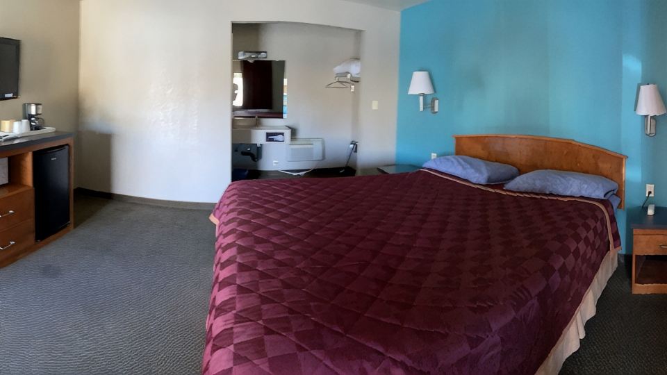 Lone Pine Budget Inn