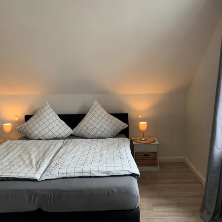 Central: Lovingly renovated 85m2 apartment in the Katharina Boardinghouse