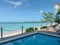 "New" 5 bedroom Exuma Beach Front Estate w/ Pool & No Neighbors on either side! - piscina