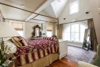 Gorgeous Hudson River Estate-with Pool and Winter Jacuzzi - Wifi