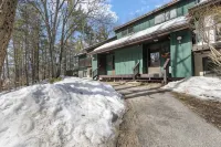 North Conway Getaway! Stonehurst Village Condo - 2,500 Sq. Ft - 2つ星