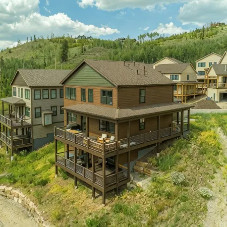 Elevated Mountain Retreat—Private, Spacious, Minutes from Adventure