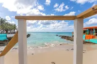 Maho Beach House - Petit Studio Océanique - Charmante Vue - 3-Star