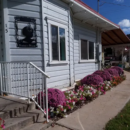 Bryce/Zion Cottage, 3 Bedroom, King Beds, Fiber INTERNET 1 GIG, Free Parking