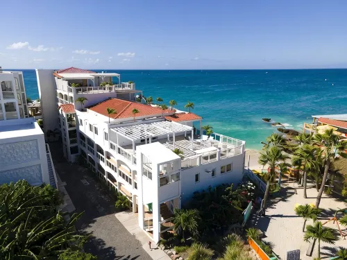 Maho Beach House - Petit Studio Océanique - Charmante Vue - 3-Star