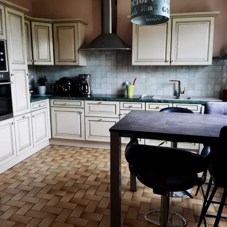 Family house 500 m from the sea