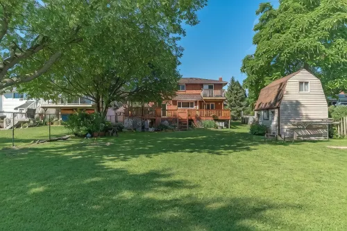 Waterfront home in Quinte West