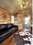 Fishing Cabin Getaway - Chalet