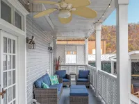 Historic Home w/ Sauna, HotTub, Speakeasy & Game Room Hotels in Berkeley Springs