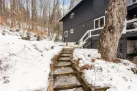 The Chalet Getaway - Hytter