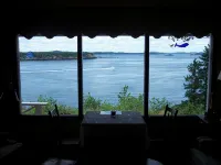 Whale Of A View, Campobello Island LOCATED ON OCEAN,  3 BR: FABULOUS VIEWS - Wifi