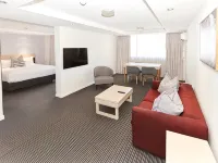 Central Studio Hotel Sydney Hotels near Green Square