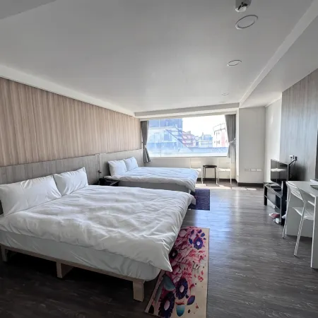 Kings Hotel Отели рядом с достопримечательностью «Железнодорожная станция Илан»
