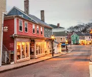 OLD TOWN CHARM.  Sleeps 4- 2 bedrooms - 2.5 baths - 3-Star