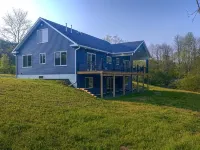 Brand New Waterfront Luxury Home, convenient to CooperstownAll Star Village - balcony