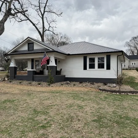 2-bedroom vacation home just a two minute walk to downtown
