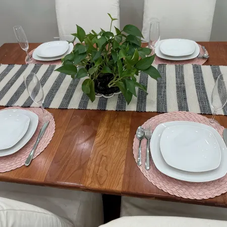 Centrally located Orleans home w/ outdoor seatiing