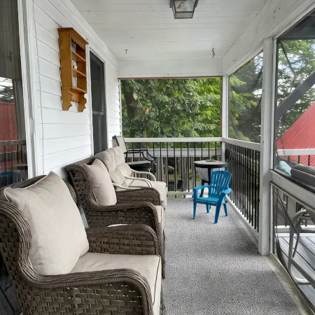 Weirs Beach - PRIME LOCATION!!!