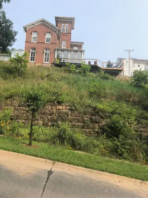 1869 Historic Italian Villa on the Bluff