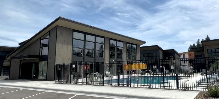 40 Mins. to Glacier Park, 5 Mins. to City Beach & DT, Seasonal Clubhouse Pool Отели в г. Уайтфиш