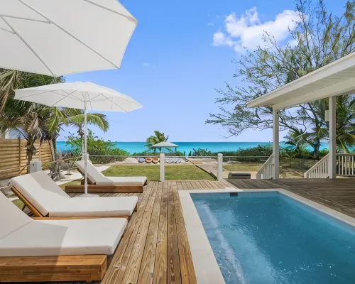 Seahaus • Newly Renovated Luxury Beachfront Home • ファーマーズ・ヒルのホテル