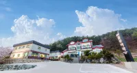 Uljin Blue Ara Pension