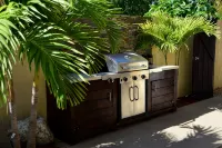 Beautiful 1 Bed 1 Bath Apartment with pool and with walking distance to beach - アパートメント