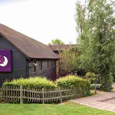 Premier Inn Tonbridge Hotel Exterior