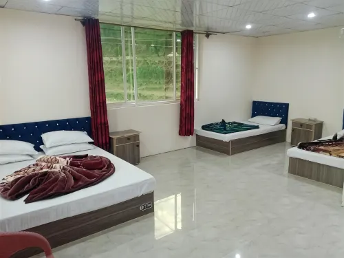 River Dine Hotel - Mountain view