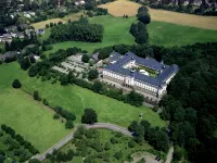 Kardinal Schulte Haus Hotels in Bergisch Gladbach