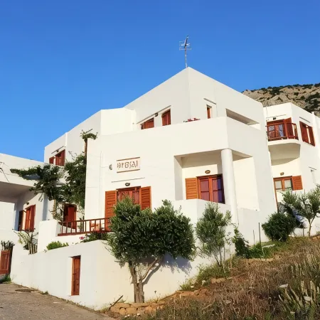 Froudi Cycladic Stay
