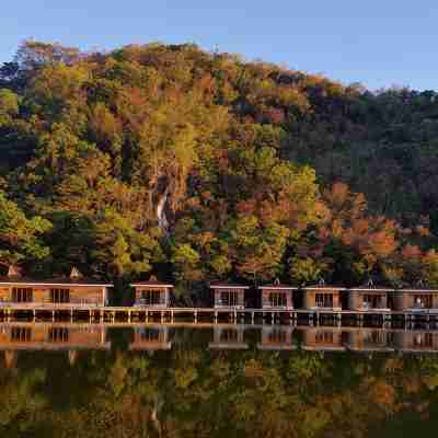 Tugawe Cove Resort Hotel Exterior