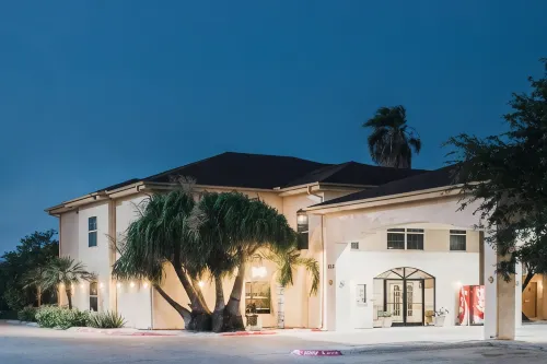 Texas Inn and Suites Edinburg - 2 stjerner